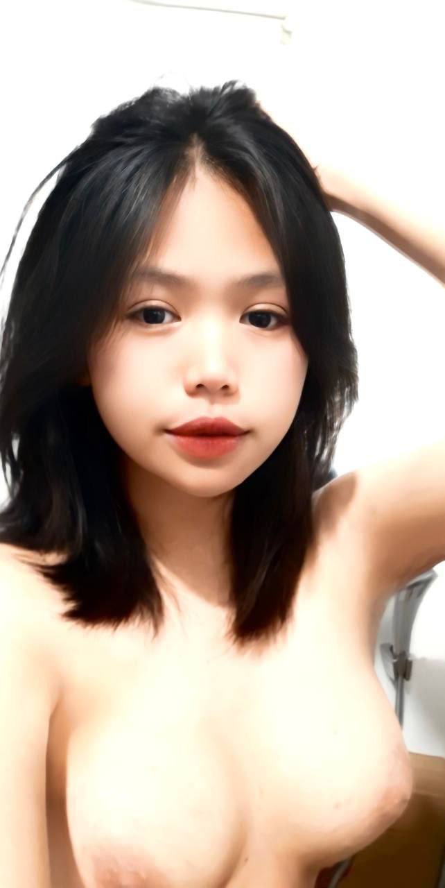 Con cu làm mờ con mắt khi thấy cô bạn thân quá nuột